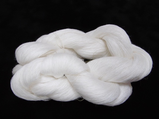 Item# A-1  Silk 100% 95denier   color:白  ¥2000 €18.00