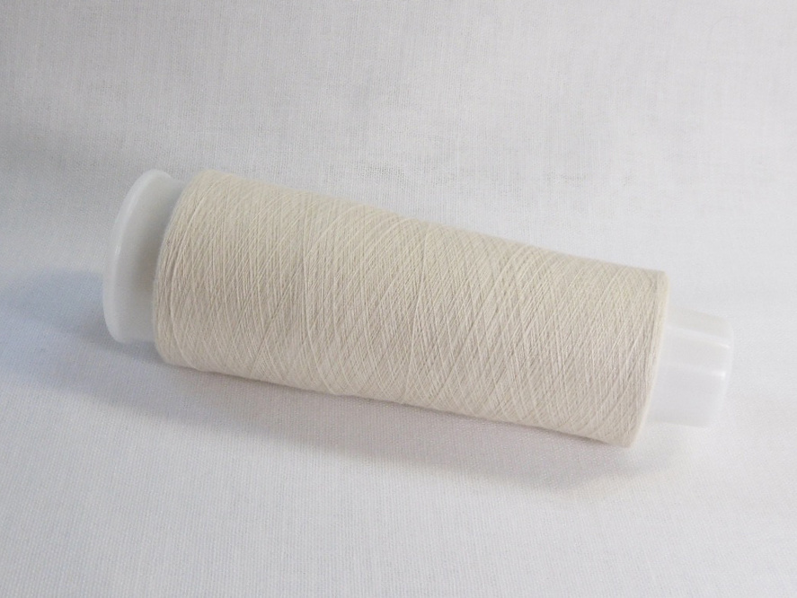 Item# A-1  Silk 100% 95denier   color:白  ¥2000 €18.00