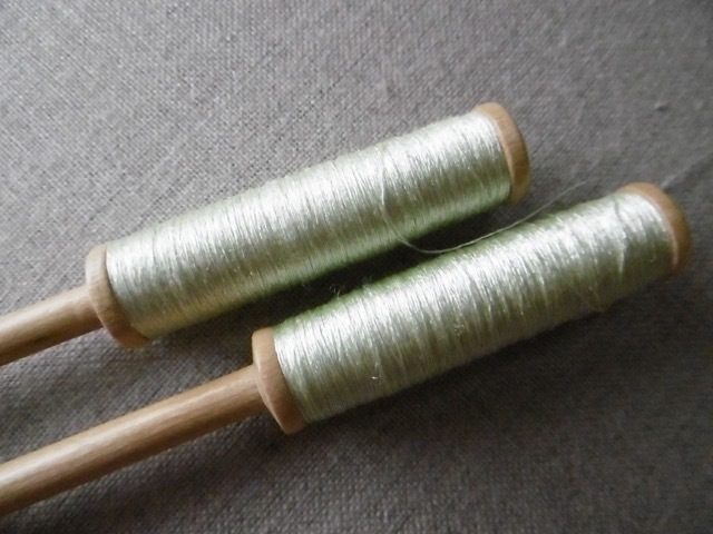 Item# A-1  Silk 100% 95denier   color:白  ¥2000 €18.00